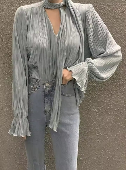 Celia - Blusa plisada elegante con lazo