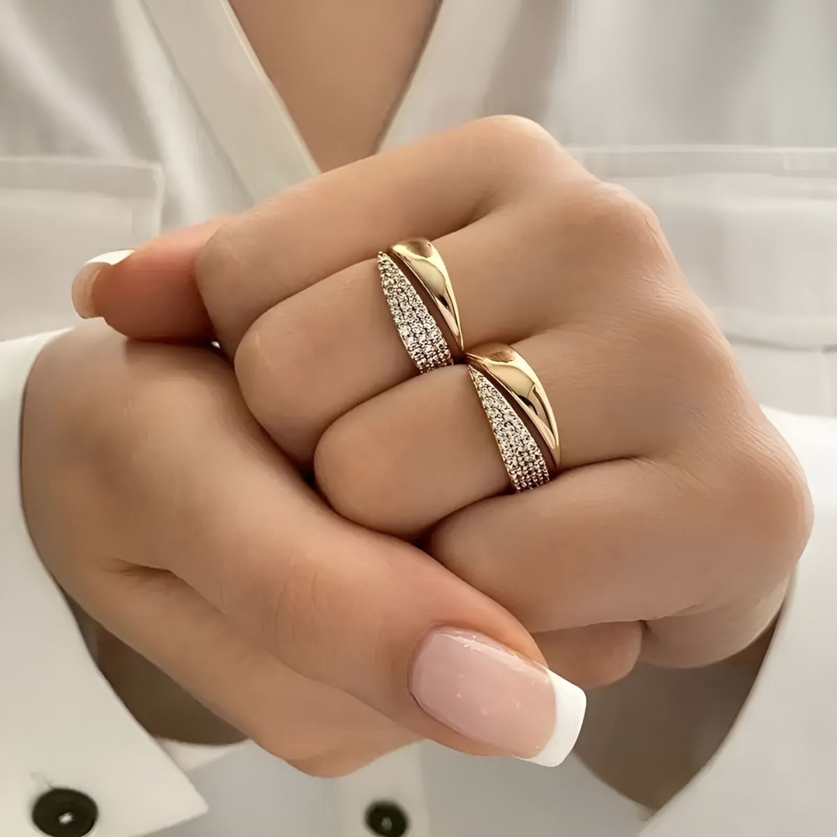 Andrea™ - Anillo Elegante Haven